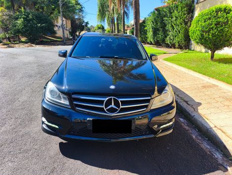 Mercedes C-200 CGI Avantgarde 1.8 16V 184cv Aut.