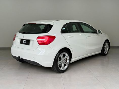 Mercedes Classe A 200 1.6 TB 16V Style 156cv Aut.