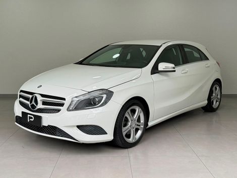 Mercedes Classe A 200 1.6 TB 16V Style 156cv Aut.