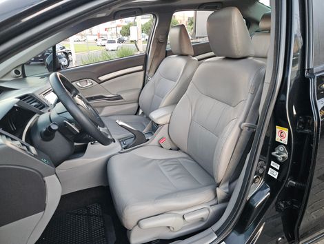 Honda Civic Sedan EXS 1.8/1.8 Flex 16V Aut. 4p