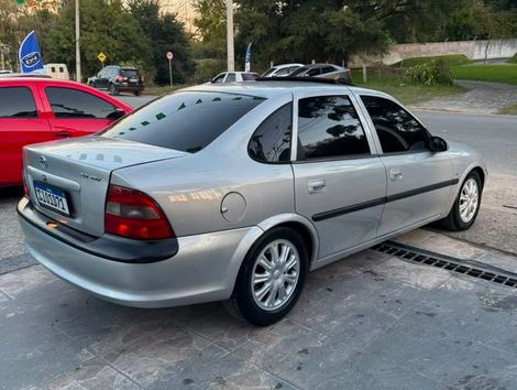 Chevrolet Vectra CD 2.2 16V / 2.0 16V Mec./Aut.