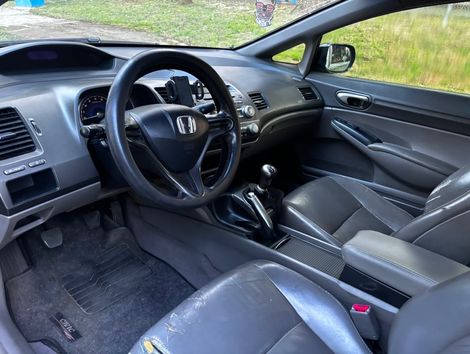 Honda Civic Sedan LXS 1.8/1.8 Flex 16V Mec. 4p