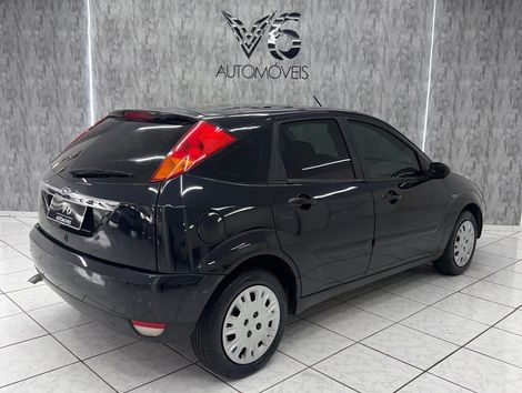 Ford Focus 1.6 S/SE/SE Plus Flex 8V/16V  5p