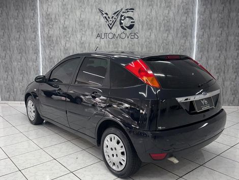 Ford Focus 1.6 S/SE/SE Plus Flex 8V/16V  5p