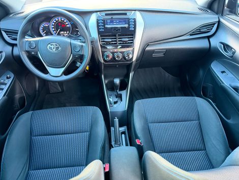 Toyota YARIS XL Live Sedan 1.5 Flex 16V 4p Aut.