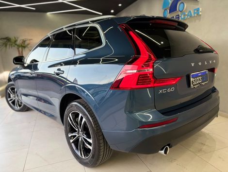 Volvo XC 60 D-5 MOMENTUM 2.0 AWD Diesel 5p