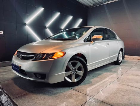 Honda Civic Sedan LXS 1.8/1.8 Flex 16V Aut. 4p