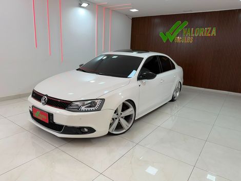 VolksWagen JETTA Comfortline 2.0 T.Flex 8V 4p Tipt.
