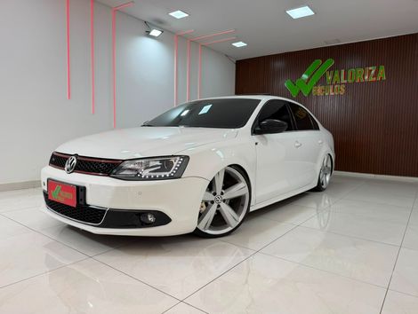 VolksWagen JETTA Comfortline 2.0 T.Flex 8V 4p Tipt.