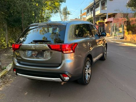 Mitsubishi OUTLANDER 2.0 16V 160cv Aut.