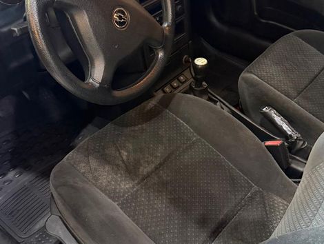 Chevrolet Astra Advantage 2.0 MPFI 8V FlexPower 5p