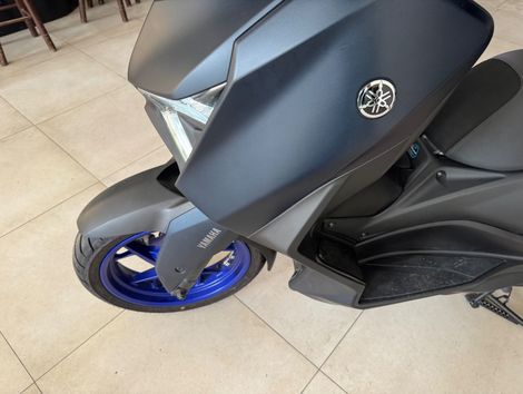 YAMAHA XMAX 250 CONNECTED 
