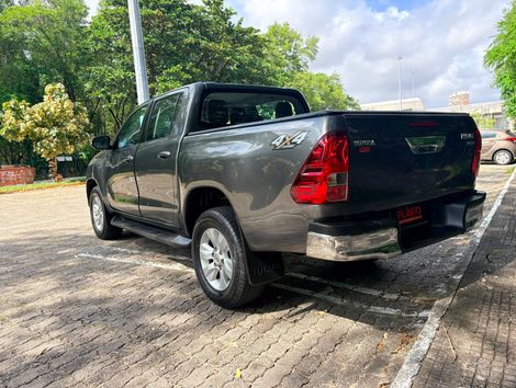 Toyota Hilux CD SRV 4x4 2.8 TDI Diesel Aut.