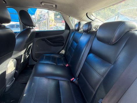 Ford Focus 1.6 S/SE/SE Plus Flex 8V/16V  5p