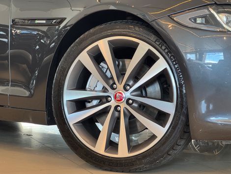 Jaguar XJ 3.0 R-Sport Supercharged V6 Aut.