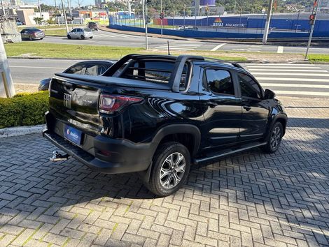 Fiat Strada Volcano 1.3 Flex 8V CD