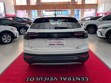 VolksWagen Nivus Highline 1.0 200 TSI Flex Aut.