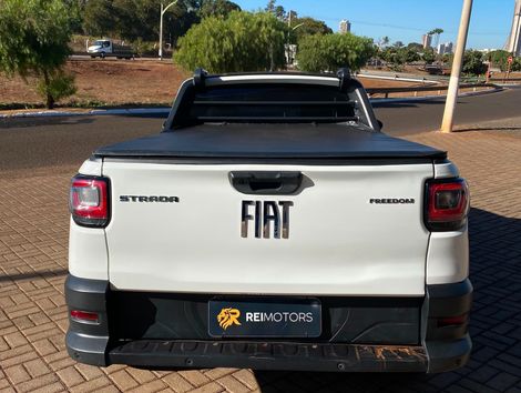 Fiat Strada Freedom 1.3 Flex 8V  CS Plus