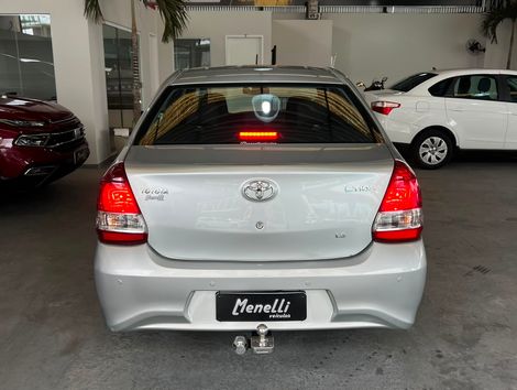 Toyota ETIOS X Plus Sedan 1.5 Flex 16V 4p Aut.