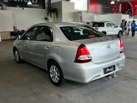 Toyota ETIOS X Plus Sedan 1.5 Flex 16V 4p Aut.