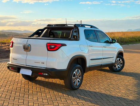 Fiat Toro Freedom Road 1.8 16V Flex Aut.