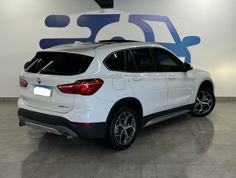 BMW X1 SDRIVE 20i X-Line 2.0 TB Active Flex