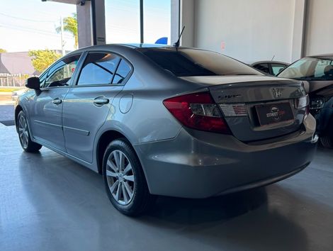 Honda Civic Sedan LXS 1.8/1.8 Flex 16V Aut. 4p