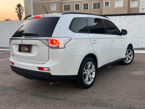 Mitsubishi OUTLANDER 2.0 16V 160cv Aut.