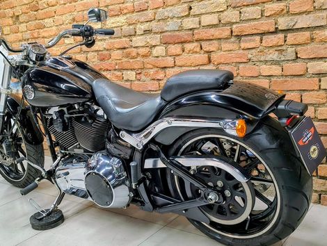 Harley SOFTAIL BREAKOUT FXSB