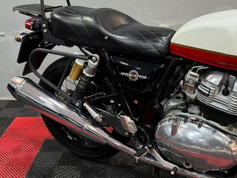 Royal Enfield Interceptor 650 Custom 