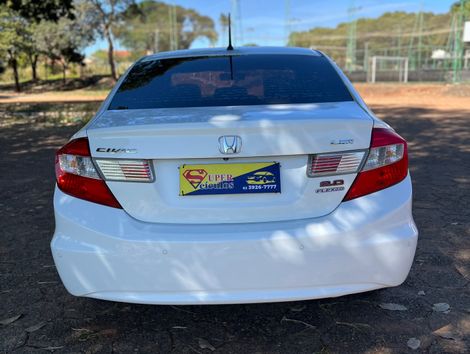 Honda Civic Sedan LXR 2.0 Flexone 16V Aut. 4p