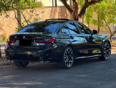 BMW M Sport 2.0 16V  Automático Flex