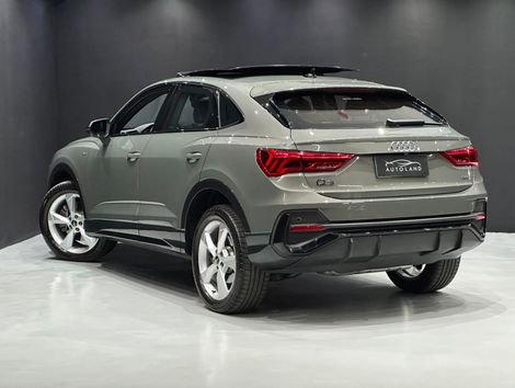Audi Q3 SPB Perf. Black 2.0 TFSI Tipt. Quat.