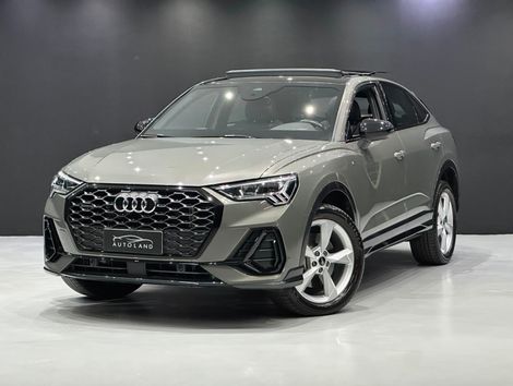 Audi Q3 SPB Perf. Black 2.0 TFSI Tipt. Quat.
