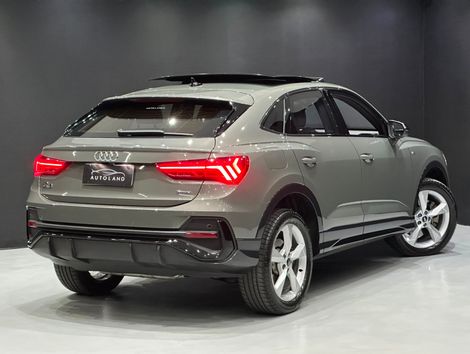 Audi Q3 SPB Perf. Black 2.0 TFSI Tipt. Quat.