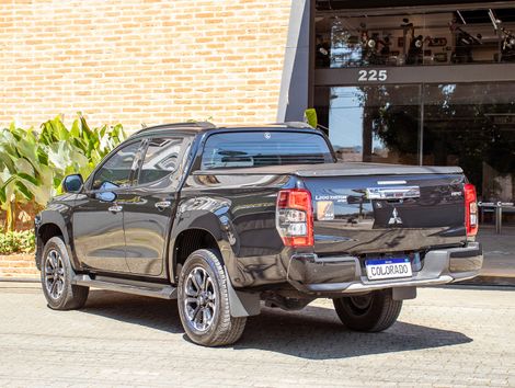 Mitsubishi L200 Triton Sport HPE 2.4 CD Diesel Aut.