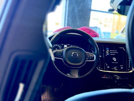 Volvo S60 T-4 MOMENTUM 2.0 190cv 4p