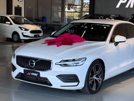 Volvo S60 T-4 MOMENTUM 2.0 190cv 4p