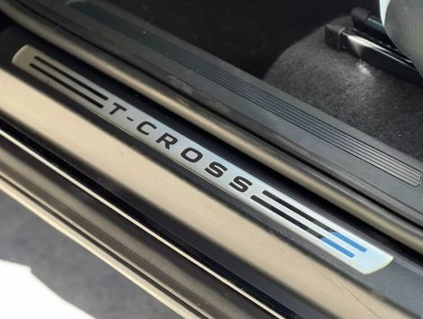 VolksWagen T-Cross Hig. 250 TSI 1.4 Flex 16V 5p Aut