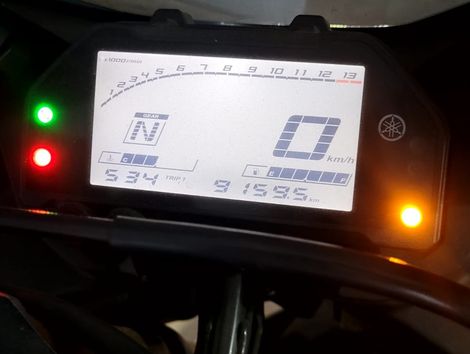 YAMAHA YZF R-3 321/ABS