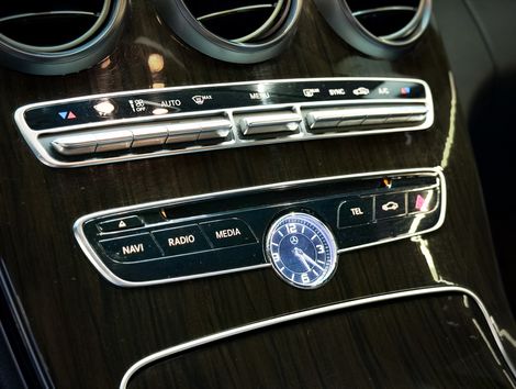 Mercedes C-180 CGI Exc. 1.6/1.6 Flex TB 16V  Aut.