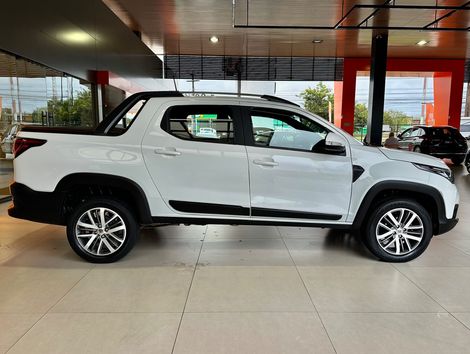 Fiat Strada Volcano 1.3 Flex 8V CD