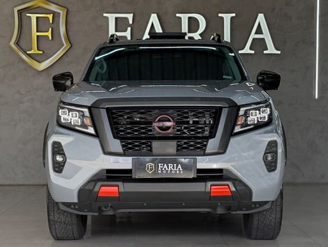 Nissan Frontier PRO4X CD 4x4 2.3 Bi-TB Die. Aut