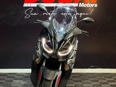 YAMAHA XMAX 250 ABS Darth Vader