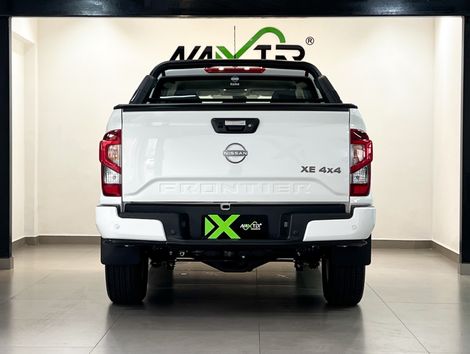 Nissan Frontier XE CD 4x4 2.3 Bi-TB Diesel Aut.