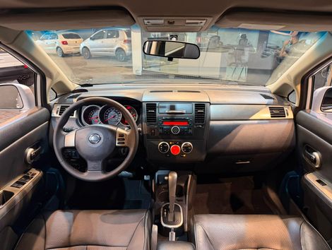Nissan TIIDA SL 1.8/1.8 Flex 16V Aut.