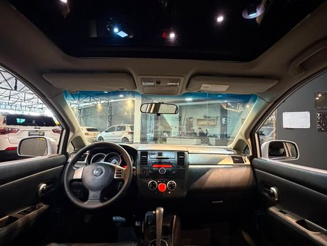 Nissan TIIDA SL 1.8/1.8 Flex 16V Aut.