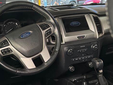 Ford Ranger Limited 3.2 4x4 CD Diesel Aut.