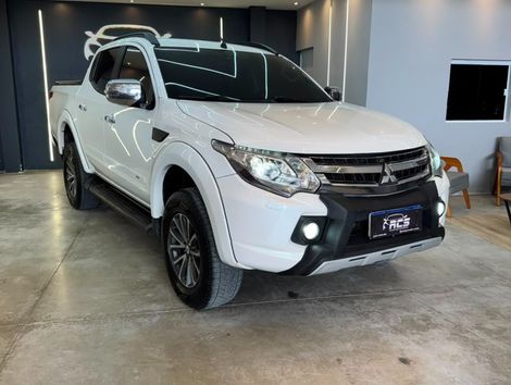 Mitsubishi L200 Triton Sport HPE-S 2.4 CD Dies. Aut