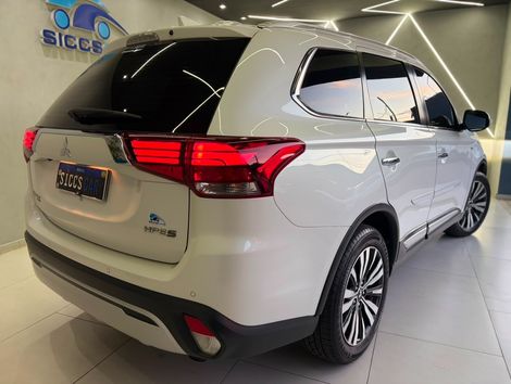 Mitsubishi OUTLANDER HPE-S 3.0 V6 4x4 5p Aut.